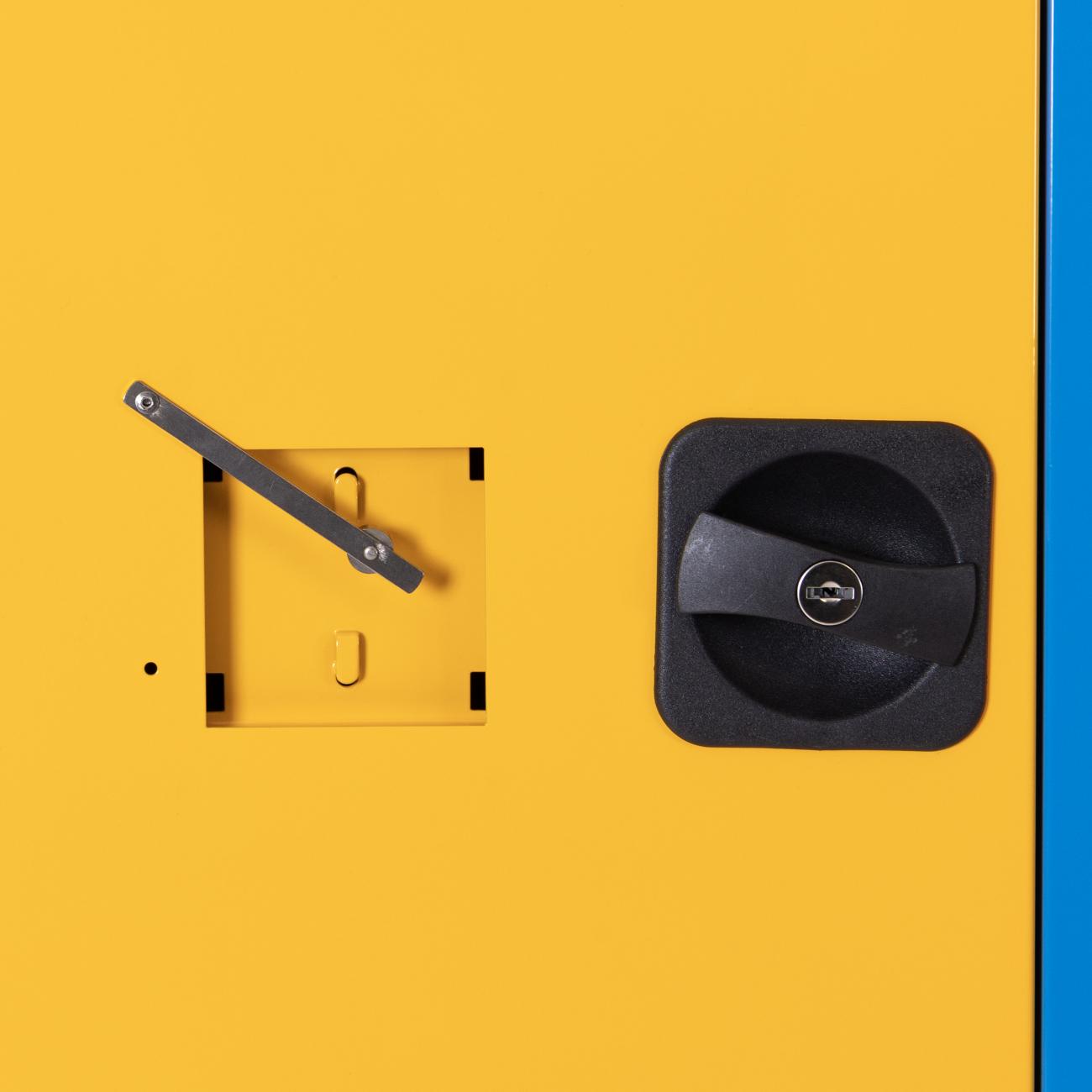 q-008-quick-bhv-evac-chair-blauw-geel-65x125x32-detail-slot